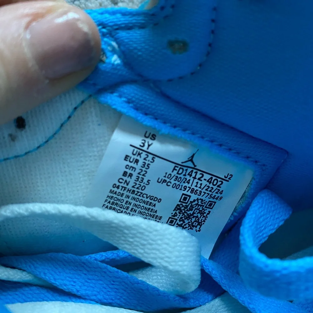 Boys Blue and White High-Top Sneakers - Picture 6 of 6